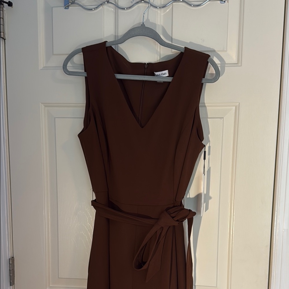 Calvin Klein Sleeveless V-Neck Sheath Midi jumpsuit